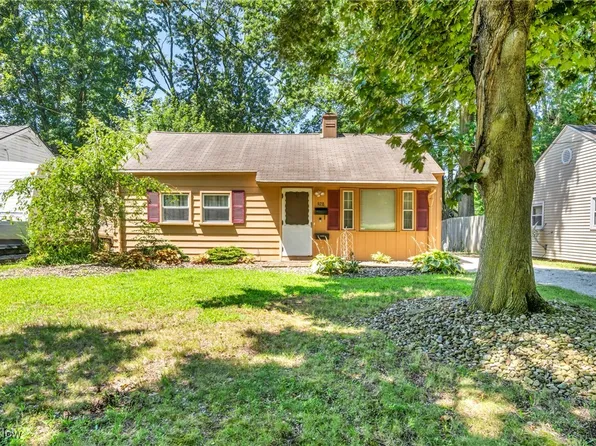 928 Cree Ave, Akron, OH 44305