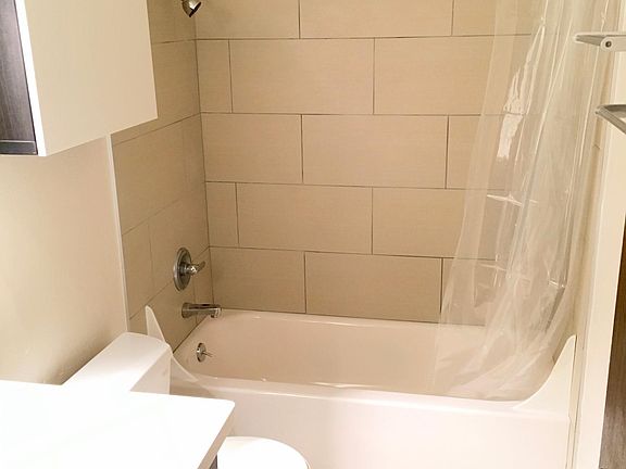 5th image of 1314 43rd Ave APT 3