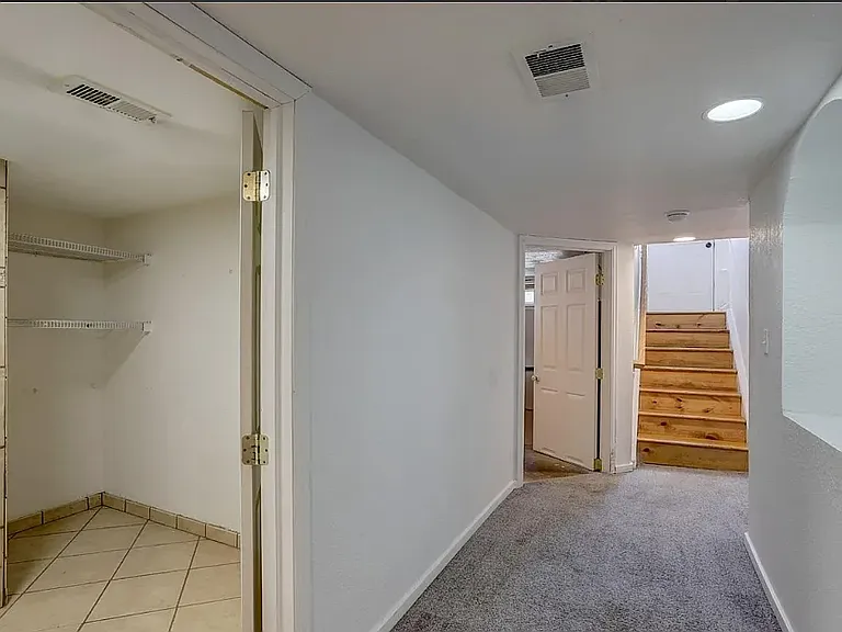 1650 Ingalls St — Photo 3