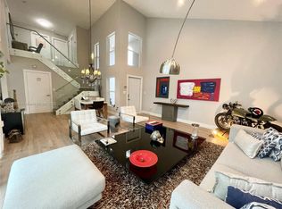 1125 Papaya St, Hollywood, FL 33019