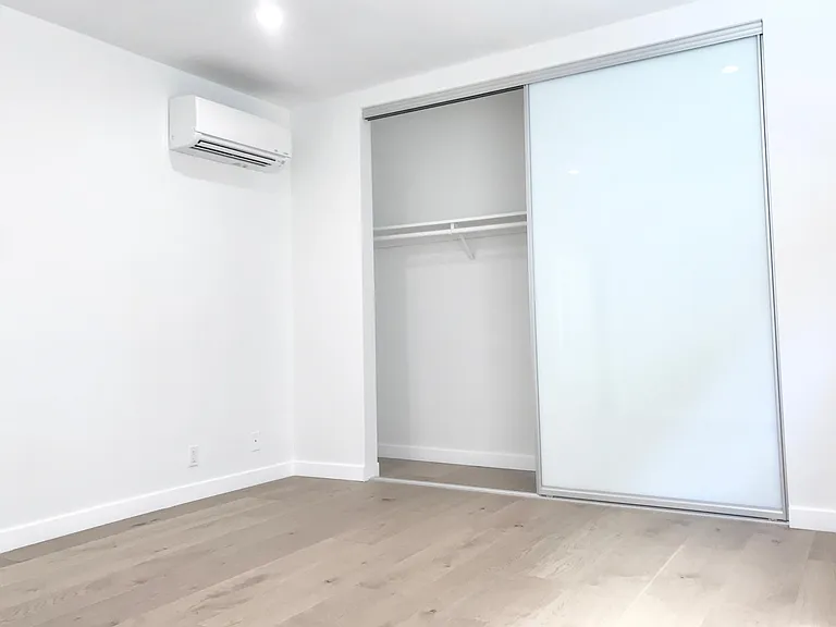 515 Pier Ave #4 — Photo 14