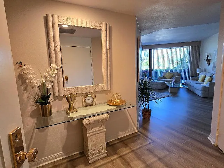910 Island Dr #112-112-112 — Photo 3
