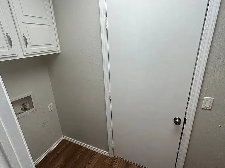 3425 Courtyard Cir — Photo 24