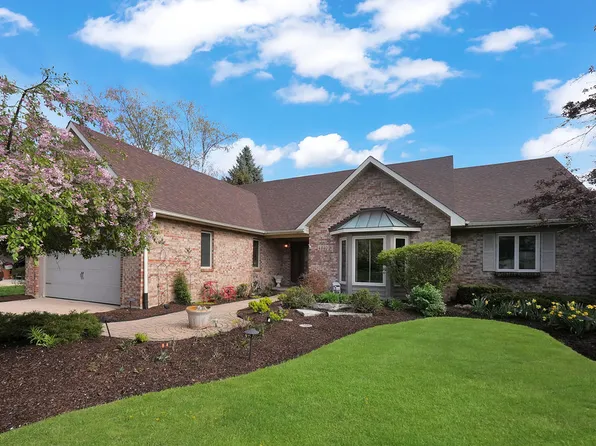 4240 Kingshill Cir, Naperville, IL 60564