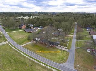 7151 Pleasant Grove Rd, Charlotte, NC 28216