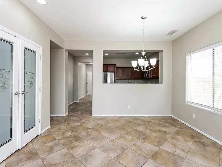 41538 N Salix Dr — Photo 5