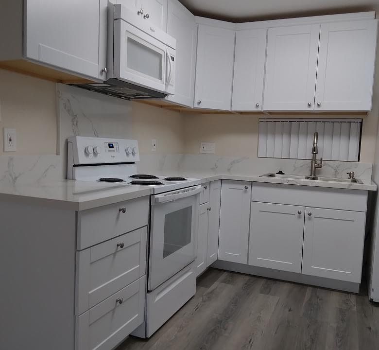1st image of 6328 Monroe Ave #10