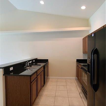 4th image of 113 SE 12th Ter