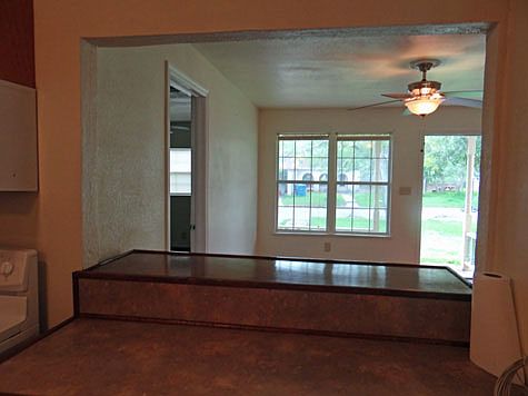 3rd image of 1802 Emily Dr