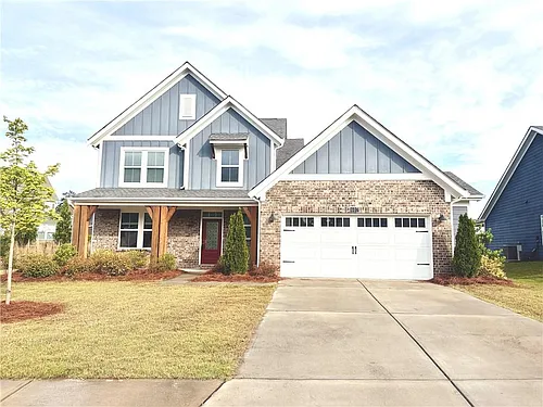 607 Michigan Cir Photo 1
