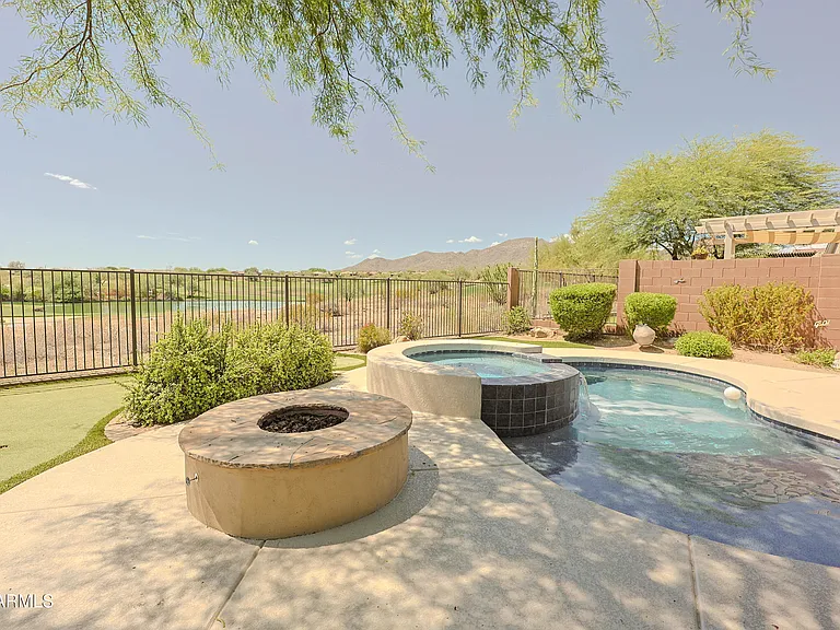 40838 N Prestancia Ct — Photo 9