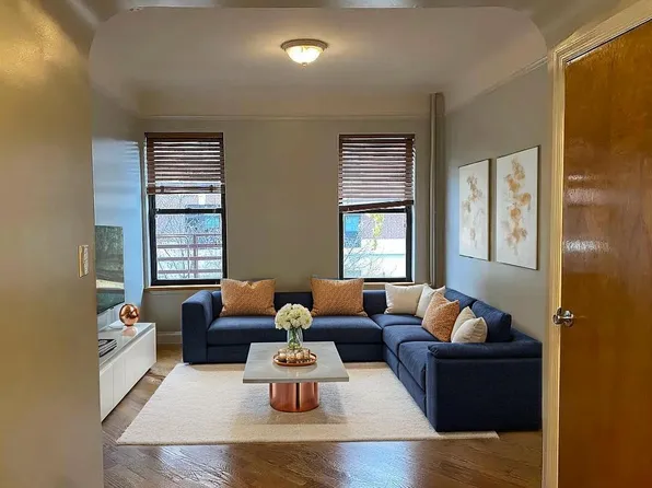 2272 1st Avenue image 1 of 7