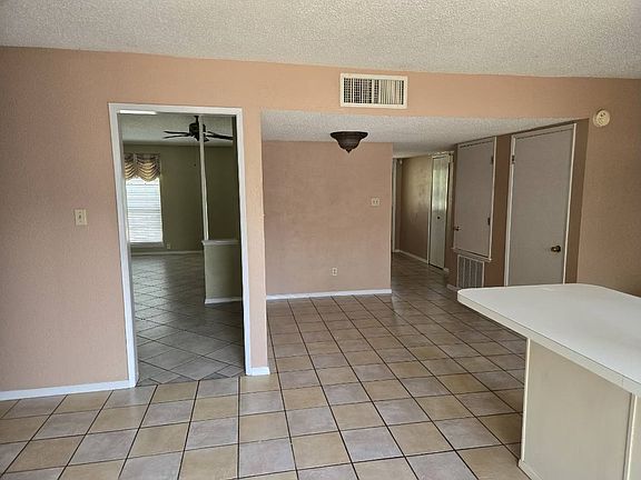 4th image of 11723 Featherbrook Dr