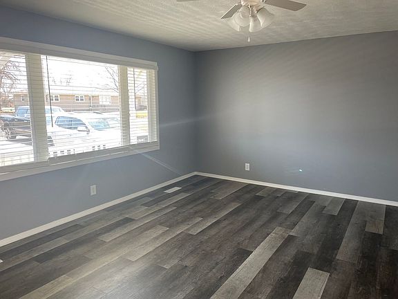 4th image of 4350 Lariat Ln