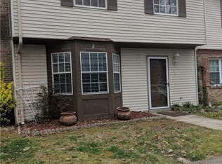 439 Youngs Mill Ln, Newport News, VA 23602