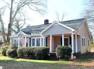 302 S 1st St, Easley, SC 29640