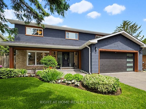 2nd image of 18 Oak Lea Cir