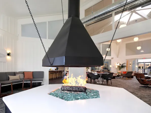 344 Westline Dr APT C103, Alameda, CA 94501