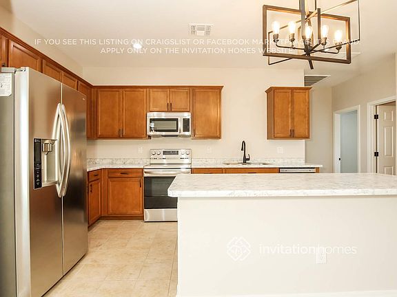 4th image of 17581 W Via De Luna Dr