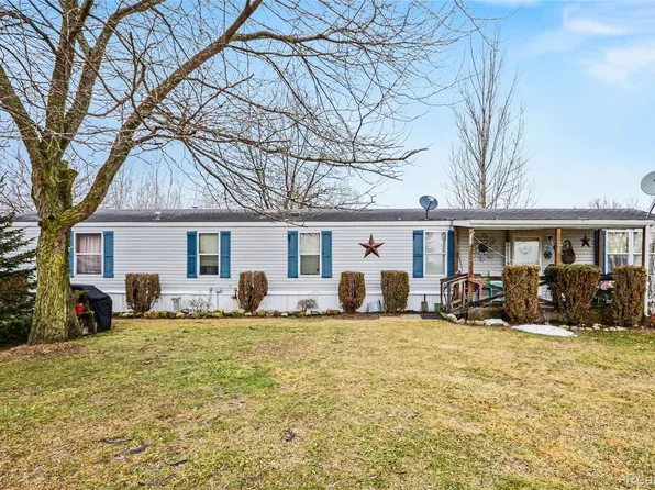 6435 Mayville Rd, Clifford, MI 48727