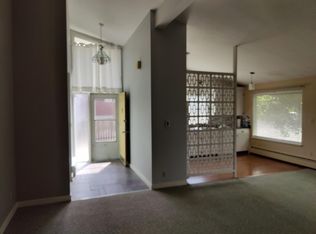 2360 49th Ave SW, Seattle, WA 98116