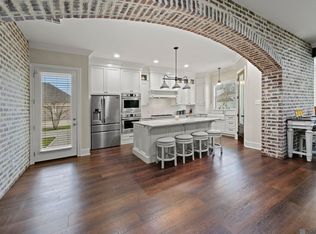 36528 Royal Oak Dr, Prairieville, LA 70769