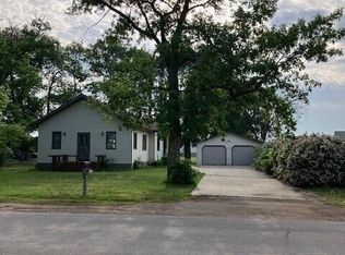 101 8th Ave E, Sisseton, SD 57262