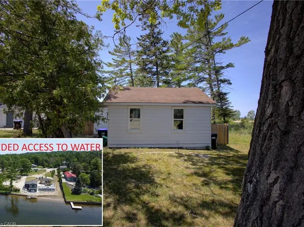 16 Zoo Park Rd, Wasaga Beach, ON L9Z 2L8