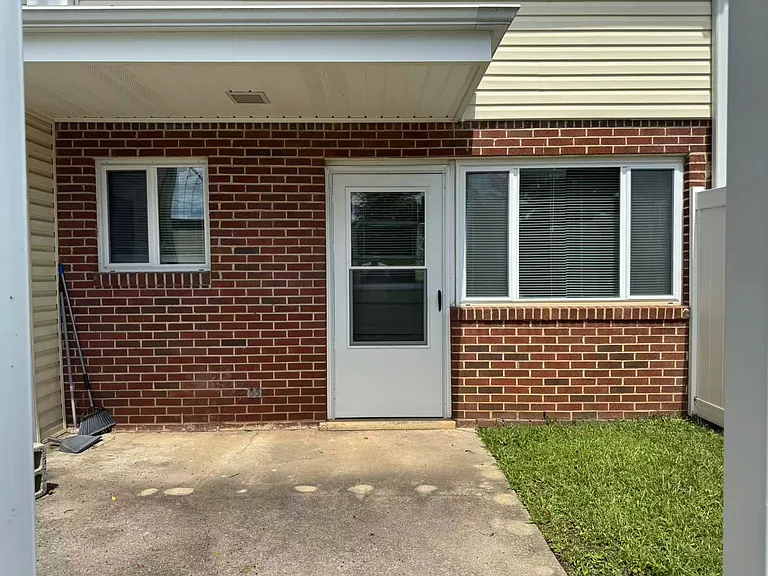2309 Champion Ct — Photo 23