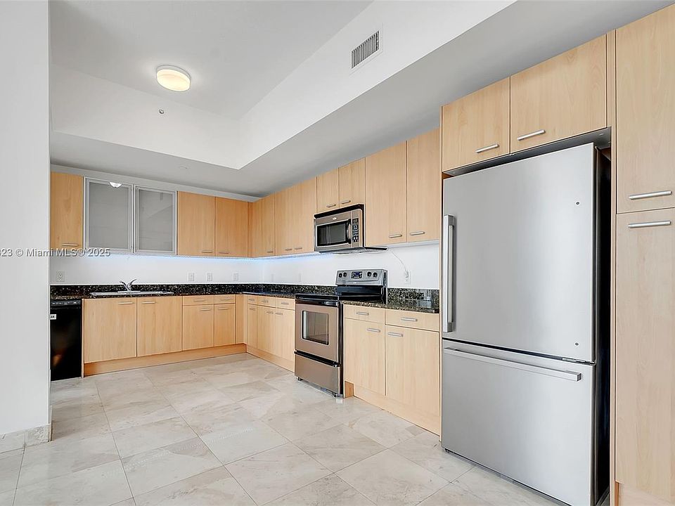 1st image of 1350 NW 8th Ct E #6