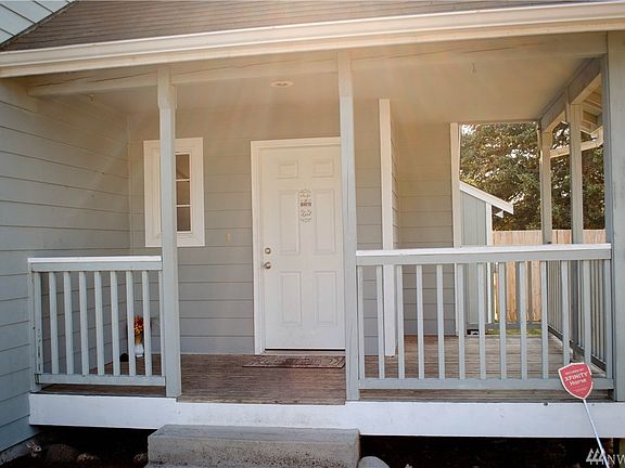 3rd image of 13520 5th Avenue Ct S