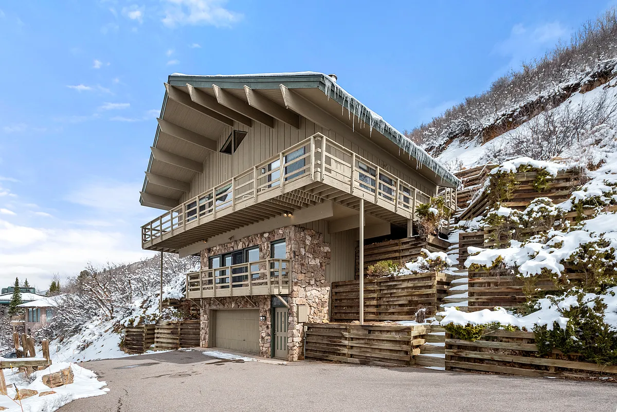 Building Photo - 837 Mountain Laurel Dr