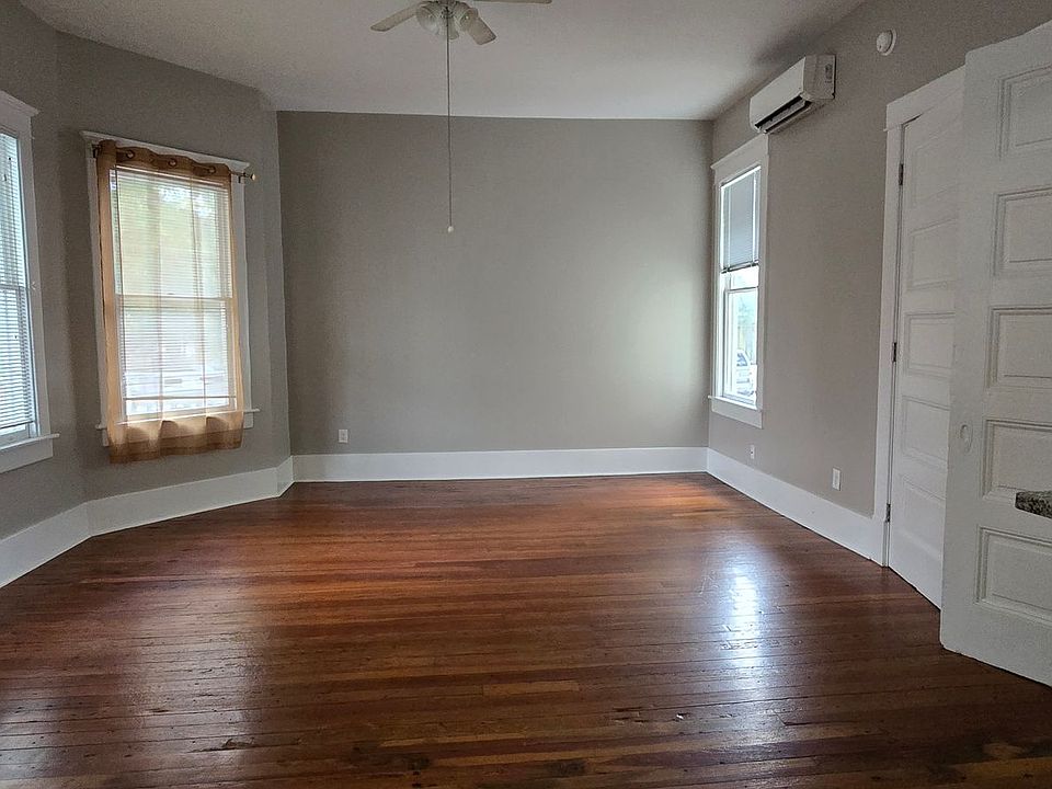1st image of 501 E Park Ave APT 1