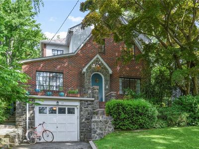 22 Crescent Road, Larchmont, NY, 10538