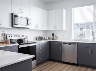 Timberview Apartments, Oregon City, OR 97045