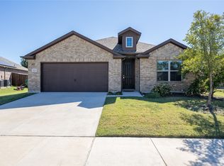 3013 Armstrong St, Denton, TX 76209