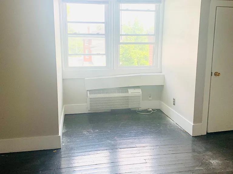1646 Beechwood Ave #7 — Photo 7