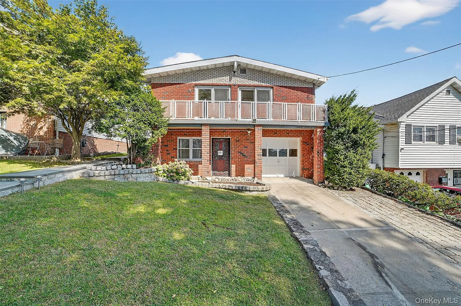 27 Lamar Place photo 1