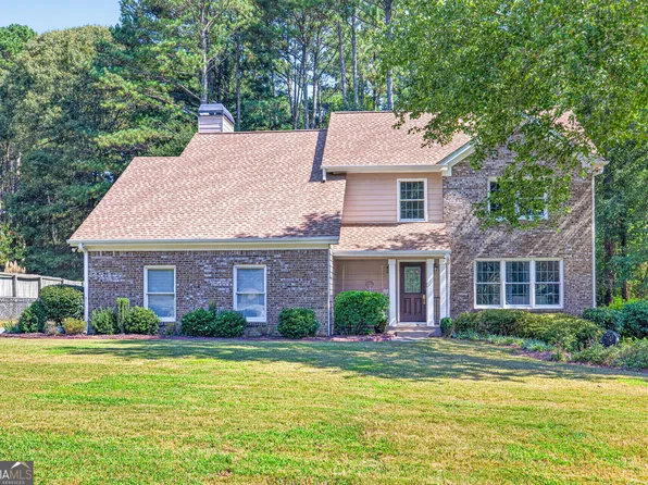 2388 Radbury Ln, Snellville, GA 30078