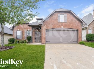 1276 Washington Dr, Moody, AL 35004