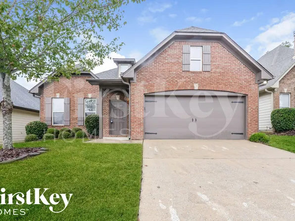 1276 Washington Dr, Moody, AL 35004