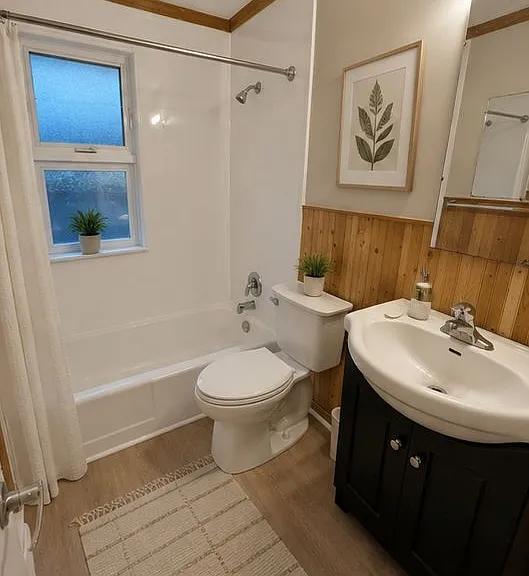 60 Campbell Cres #1 — Photo 12