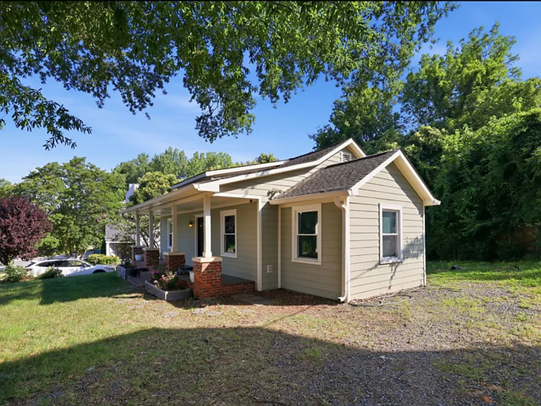 2508 Rozzelles Ferry Rd — Photo 8