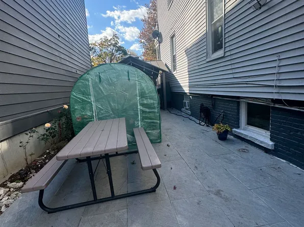 189a-191 Claremont Avenue image 5 of 11