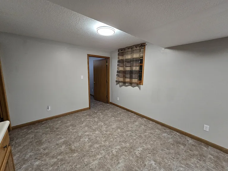 4710 Donald Dr — Photo 31