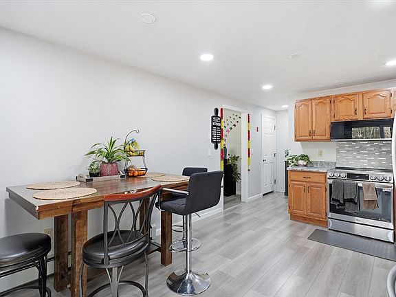 2nd image of 60 Walker Rd #60