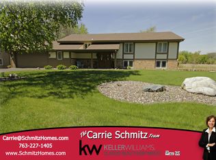 8429 Shadyview Ln N, Maple Grove, MN 55311