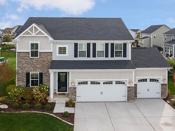 2nd image of 1709 Moran Dr