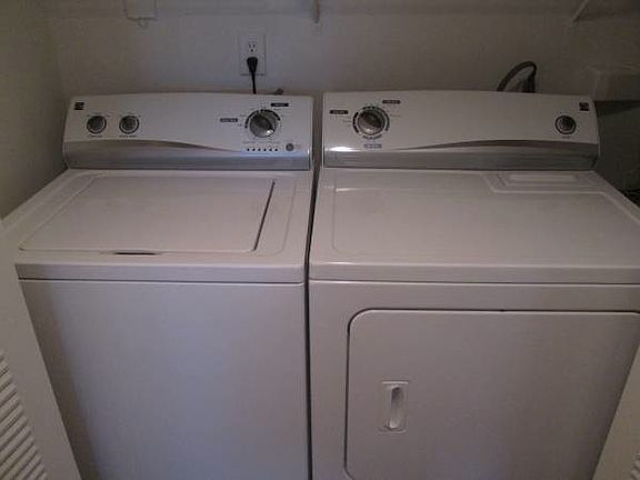 Washer and dryer comes in every apartment