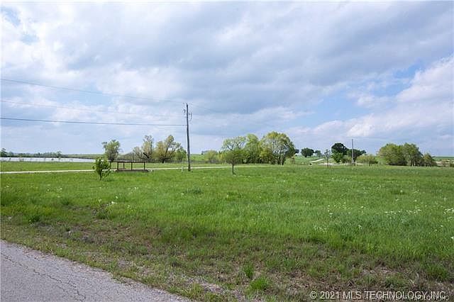 1st image of 17550 N 4013th Dr